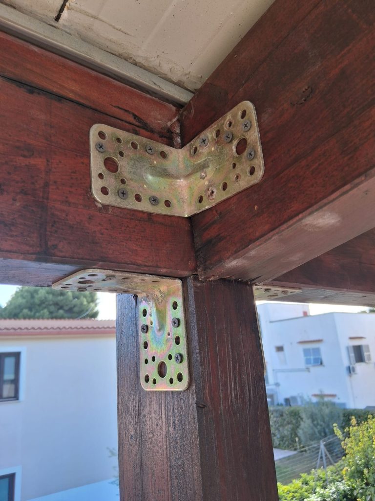 prenditi cura delle travi in legno